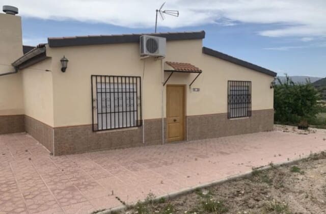 4 bedroom Villa for sale in Pinoso - € 179,900 (Ref: 8617392)