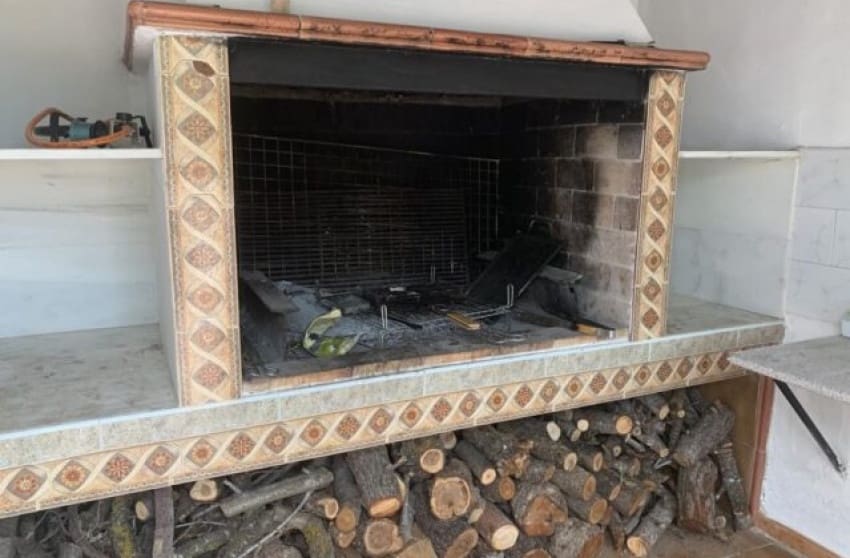 4 bedroom Villa for sale in Pinoso - € 179,900 (Ref: 8617392)