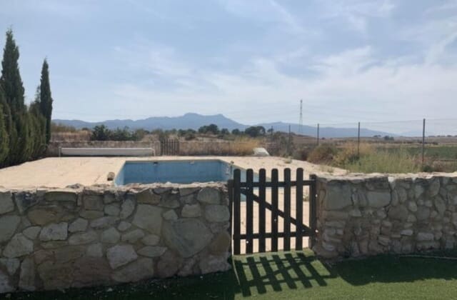 5 chambre Villa/Maison à vendre à Torre del Rico, Jumilla avec piscine - 274 950 € (Ref: 8617393)