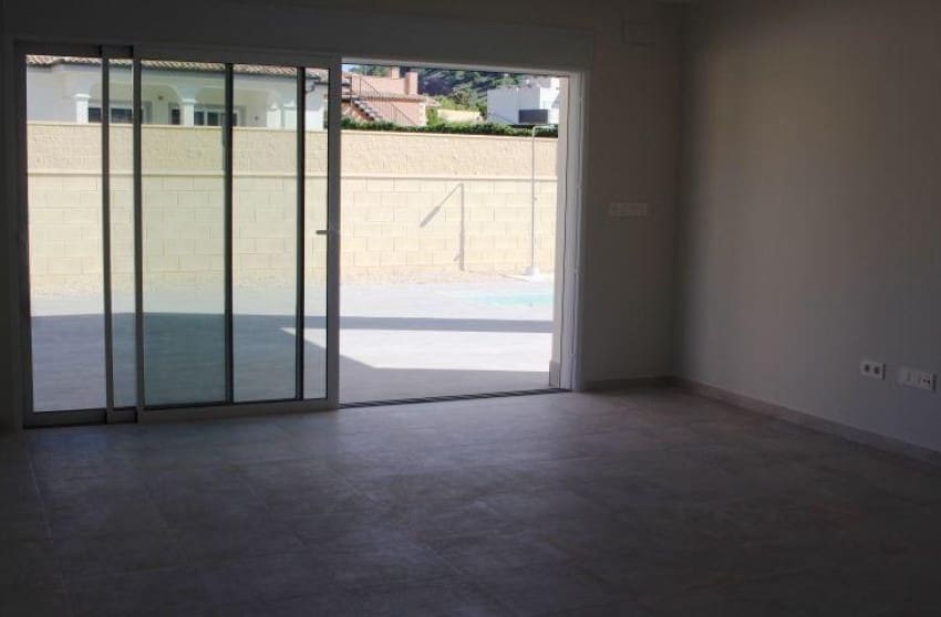 3 soveværelse Villa til salg i La Romana med swimmingpool - € 345.000 (Ref: 8617412)