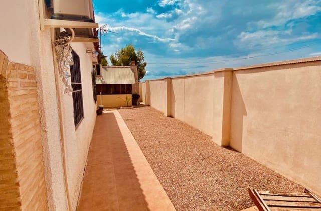 2 bedroom Villa for sale in Fortuna with garage - € 154,500 (Ref: 8617484)