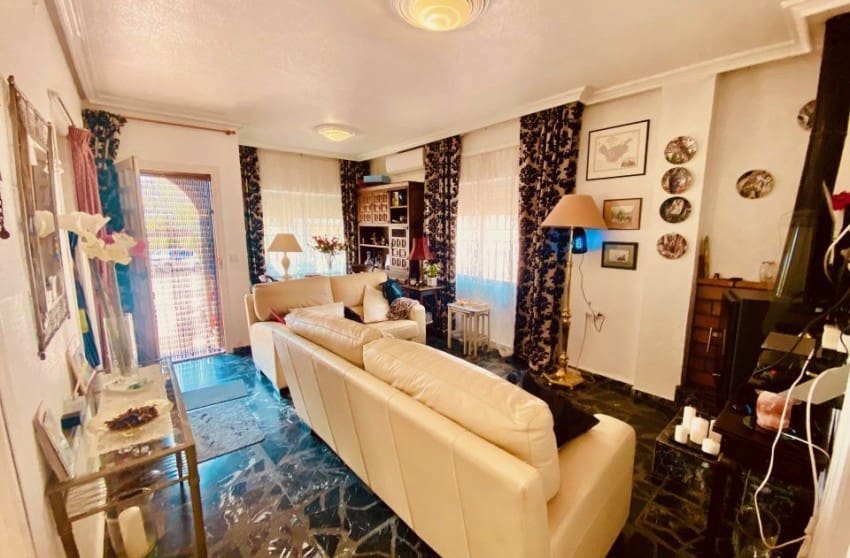 2 bedroom Villa for sale in Fortuna with garage - € 154,500 (Ref: 8617484)