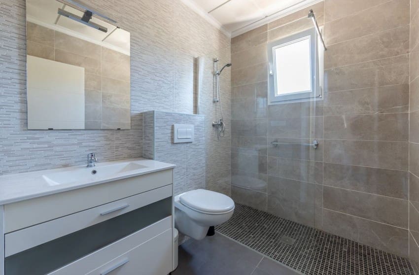 5 chambre Villa/Maison à vendre à La Romana avec piscine garage - 405 000 € (Ref: 8617489)