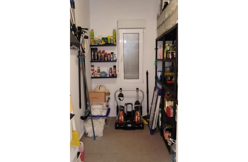 3 bedroom Villa for sale in La Romana with pool garage - € 425,000 (Ref: 8617496)