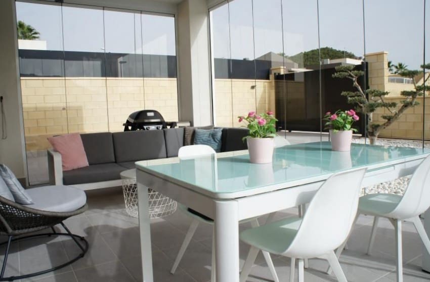 3 bedroom Villa for sale in La Romana with pool garage - € 425,000 (Ref: 8617496)