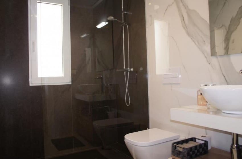 3 bedroom Villa for sale in La Romana with pool garage - € 425,000 (Ref: 8617496)