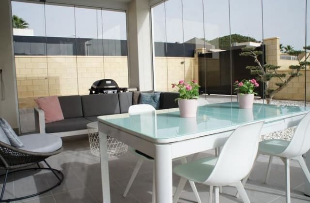 3 bedroom Villa for sale in La Romana with pool garage - € 425,000 (Ref: 8617496)