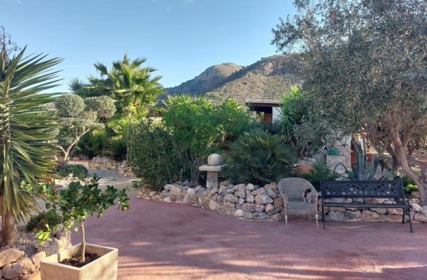 6 slaapkamer Villa te koop in Barbarroja met zwembad garage - € 850.000 (Ref: 8617507)