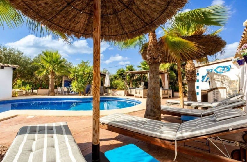 6 slaapkamer Villa te koop in Barbarroja met zwembad garage - € 850.000 (Ref: 8617507)