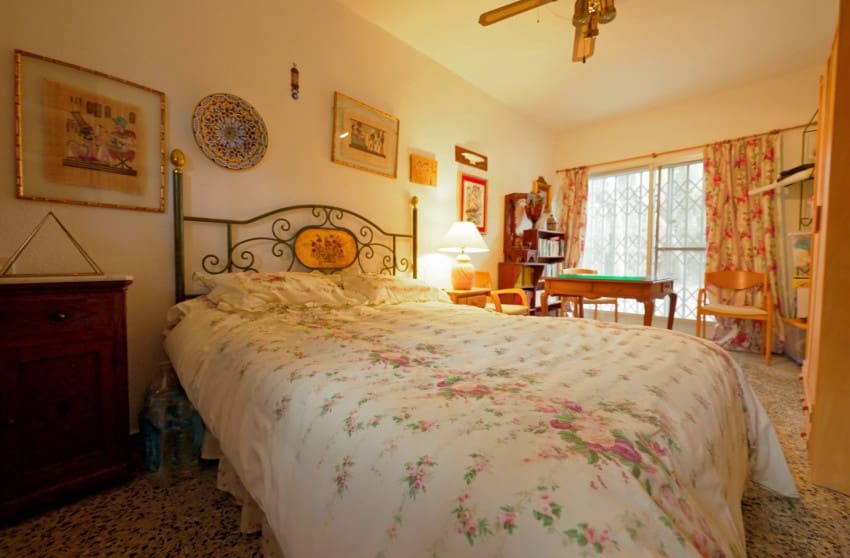 Chalet de 6 habitaciones en Dehesa de Campoamor en venta con piscina - 889.000 € (Ref: 8701497)