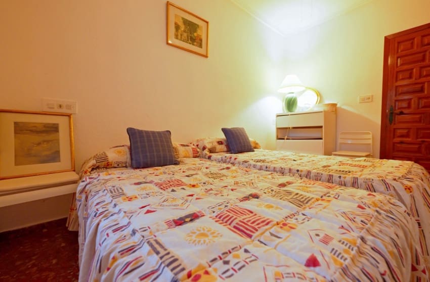 Chalet de 6 habitaciones en Dehesa de Campoamor en venta con piscina - 889.000 € (Ref: 8701497)