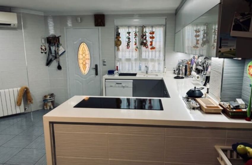 5 quarto Moradia para venda em Elche / Elx com piscina - 549 000 € (Ref: 8703425)