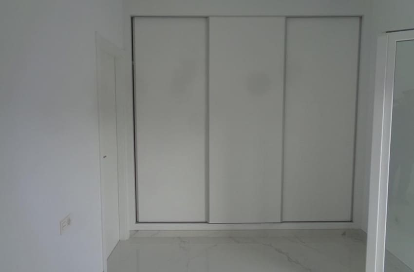 4 Zimmer Villa zu verkaufen in Pinoso mit Pool - 423.000 € (Ref: 8703439)