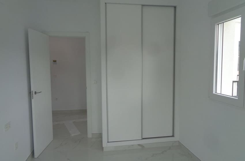 4 Zimmer Villa zu verkaufen in Pinoso mit Pool - 423.000 € (Ref: 8703439)