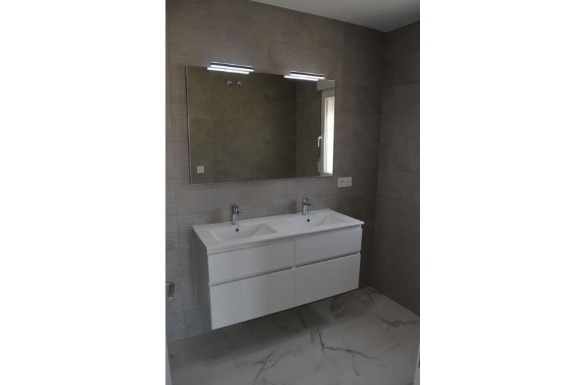 4 bedroom Villa for sale in Pinoso with pool - € 505,000 (Ref: 8703440)