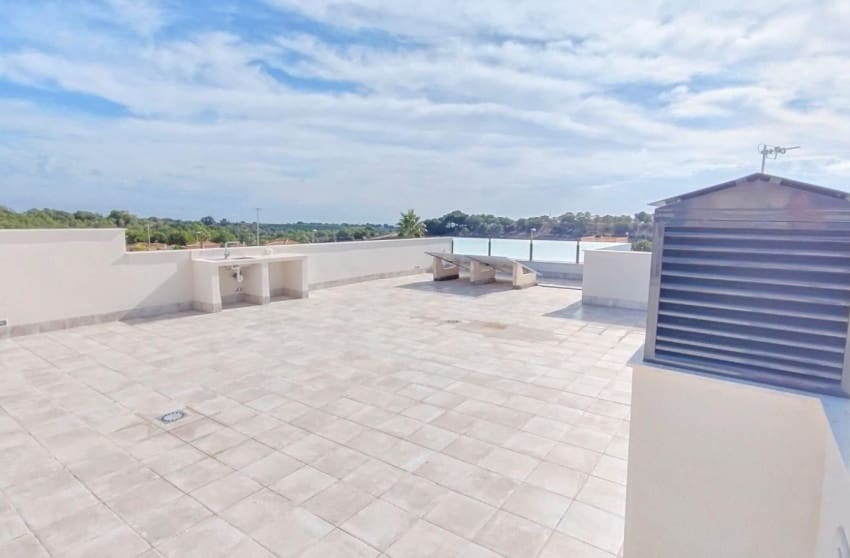 3 bedroom Villa for sale in Pinar de Campoverde with pool - € 422,500 (Ref: 8703442)