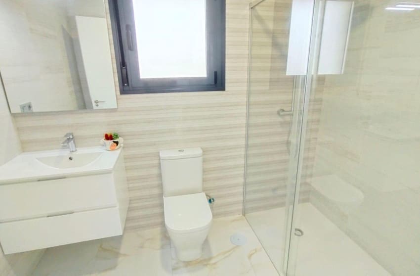 3 bedroom Villa for sale in Pinar de Campoverde with pool - € 422,500 (Ref: 8703442)