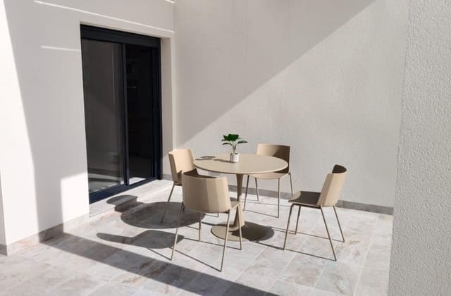 3 bedroom Villa for sale in Pinar de Campoverde, Pilar de la Horadada with pool - € 422,500 (Ref: 8703442)