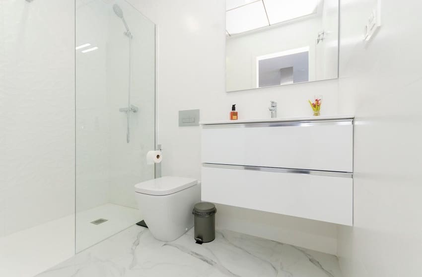 3 Zimmer Villa zu verkaufen in Torrevieja mit Pool - 409.000 € (Ref: 8703443)