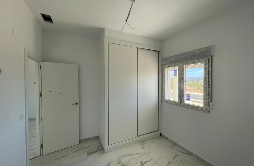 6 Zimmer Villa zu verkaufen in Pinoso mit Pool - 611.000 € (Ref: 8705747)