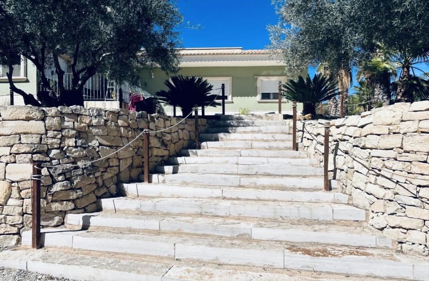 5 chambre Villa/Maison à vendre à Monovar / Monover avec piscine - 375 000 € (Ref: 8708714)