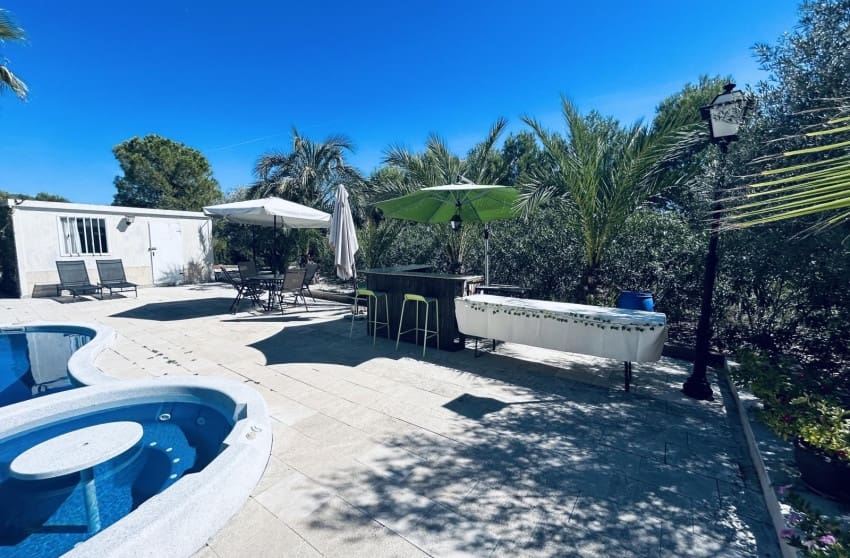 5 chambre Villa/Maison à vendre à Monovar / Monover avec piscine - 375 000 € (Ref: 8708714)