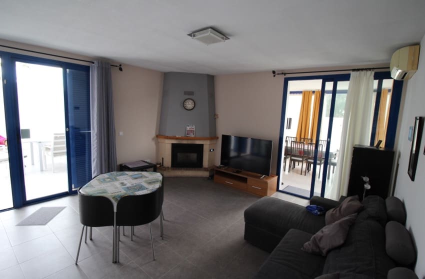 4 soveværelse Villa til salg i Fortuna med swimmingpool garage - € 259.900 (Ref: 8765015)