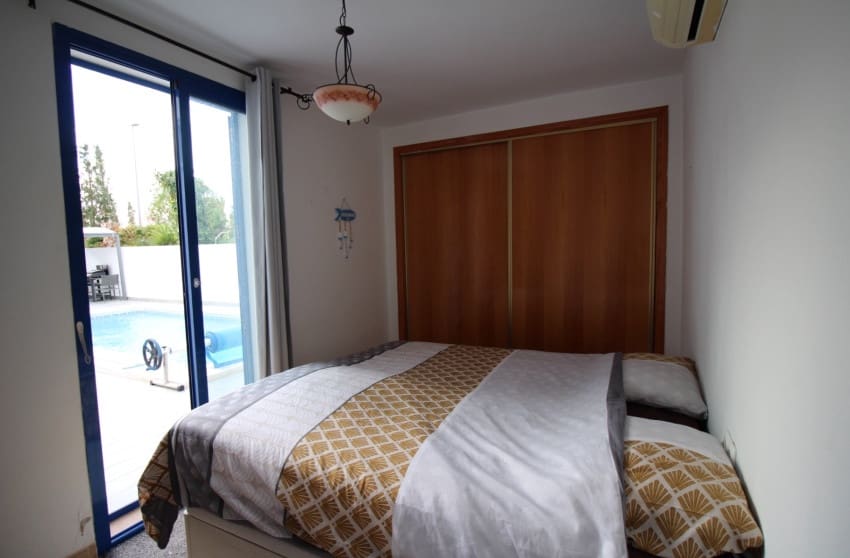 4 soveværelse Villa til salg i Fortuna med swimmingpool garage - € 259.900 (Ref: 8765015)