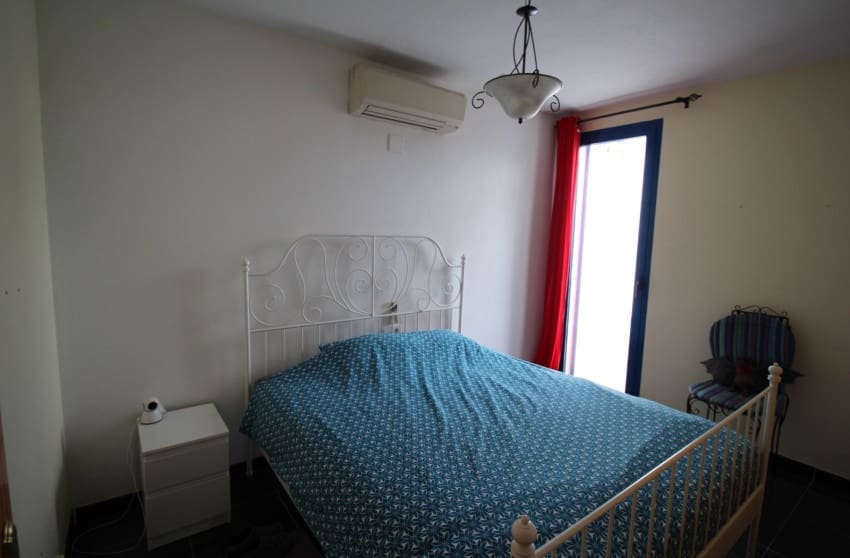 4 soveværelse Villa til salg i Fortuna med swimmingpool garage - € 259.900 (Ref: 8765015)