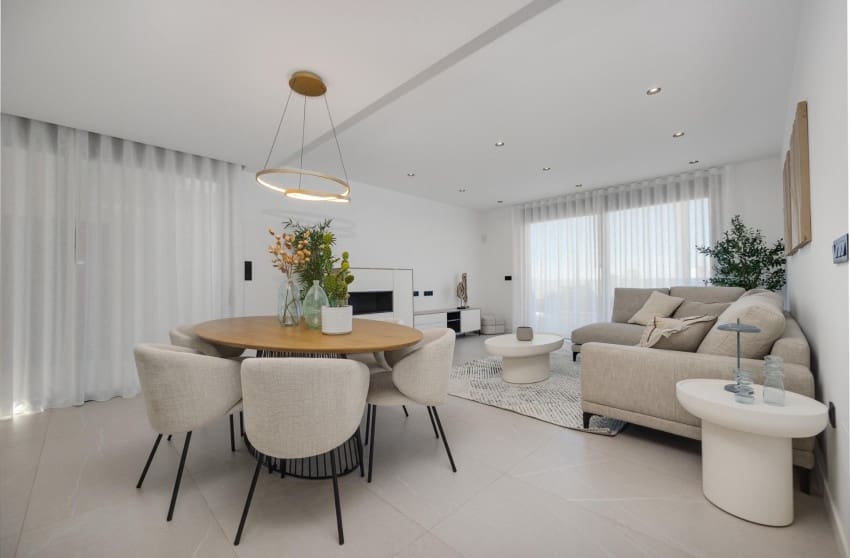 3 quarto Moradia para venda em Torrevieja com piscina - 595 000 € (Ref: 8784502)