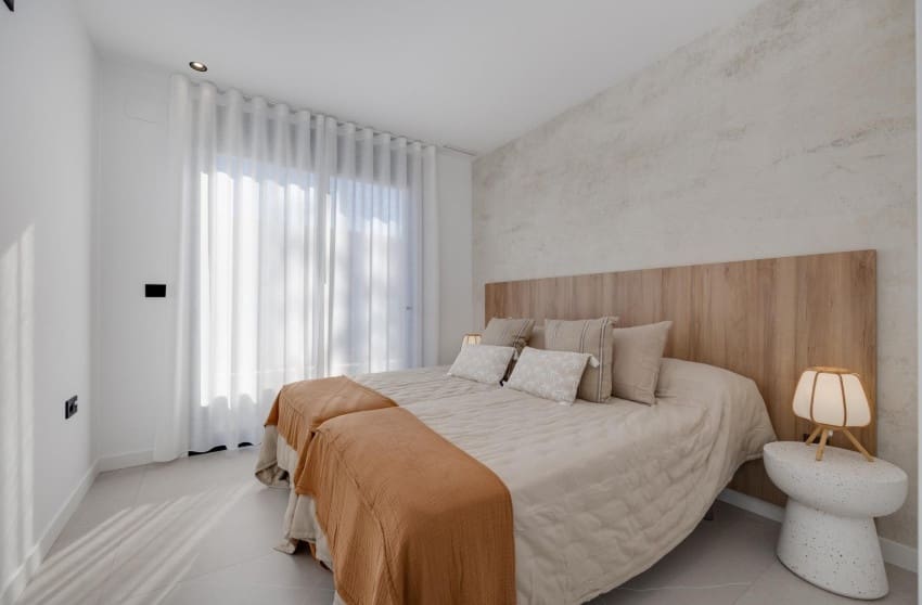 3 quarto Moradia para venda em Torrevieja com piscina - 595 000 € (Ref: 8784502)