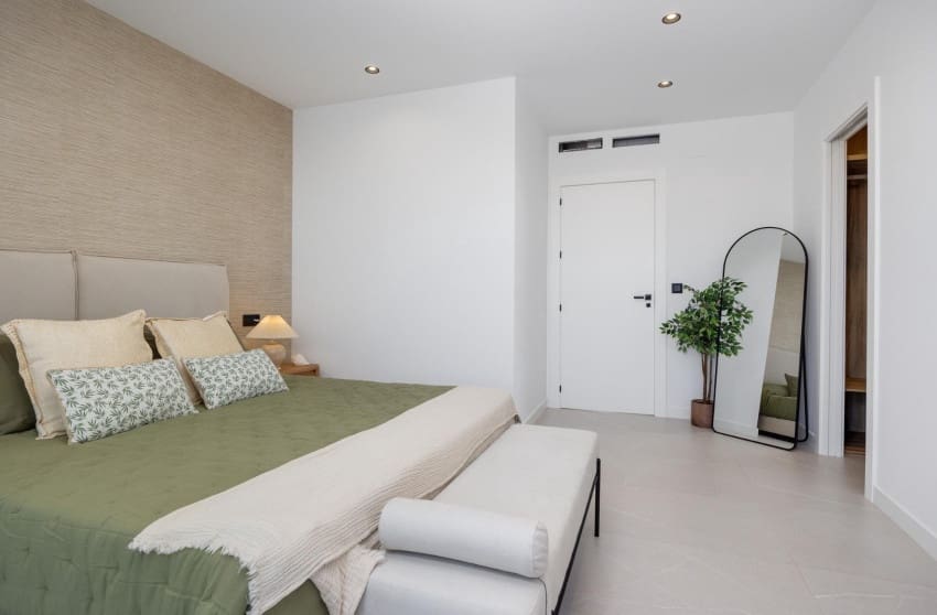 3 quarto Moradia para venda em Torrevieja com piscina - 595 000 € (Ref: 8784502)