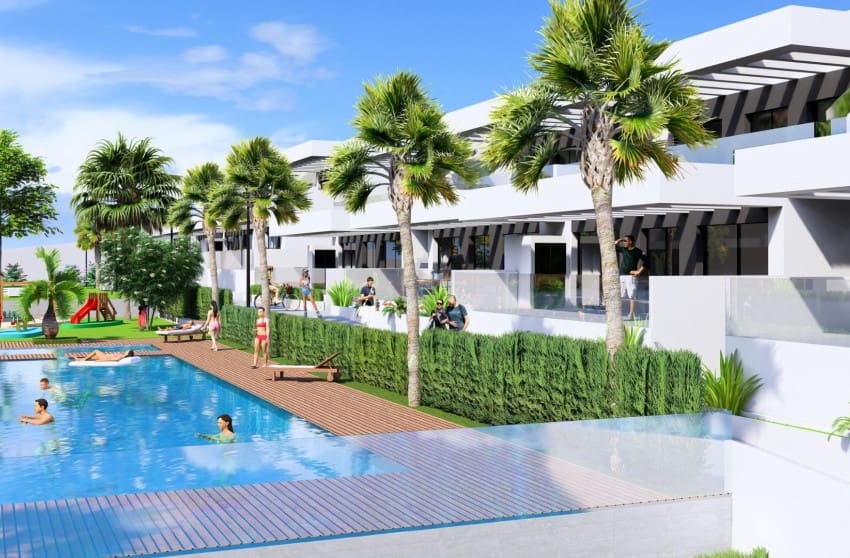 2 soveværelse Lejlighed til salg i Algorfa med swimmingpool garage - € 261.000 (Ref: 8785352)