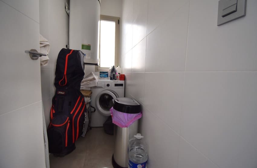 3 bedroom Villa for sale in Orihuela Costa with pool - € 369,950 (Ref: 8886801)