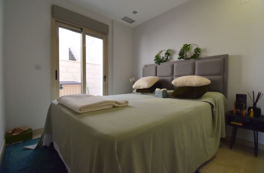 3 bedroom Villa for sale in Orihuela Costa with pool - € 369,950 (Ref: 8886801)