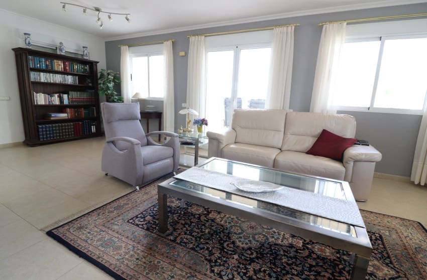 3 slaapkamer Villa te koop in Algorfa met zwembad - € 585.000 (Ref: 8887232)