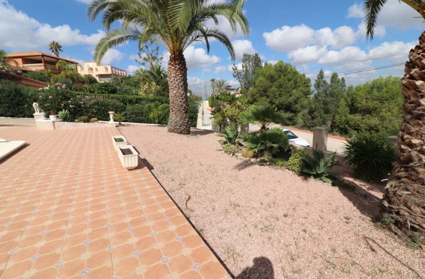 3 slaapkamer Villa te koop in Algorfa met zwembad - € 585.000 (Ref: 8887232)