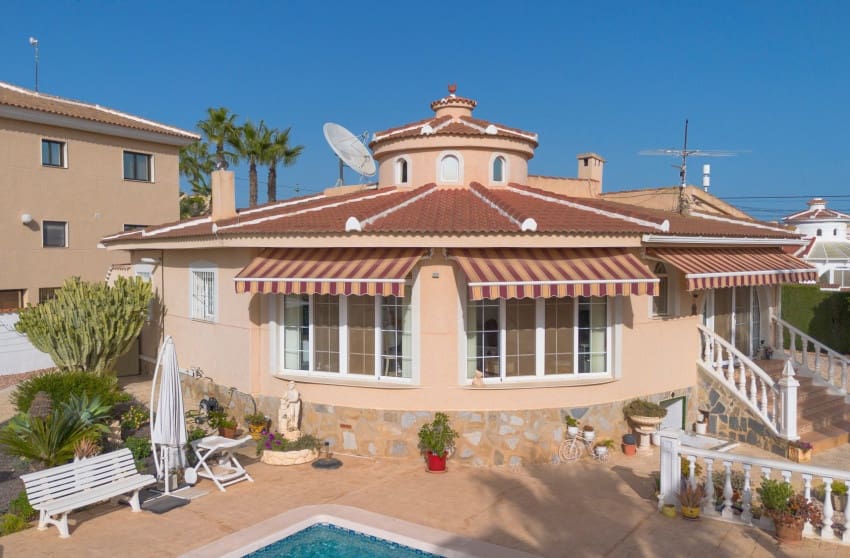 5 chambre Villa/Maison à vendre à Ciudad Quesada avec piscine - 499 000 € (Ref: 8987639)