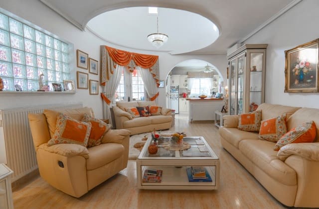 5 chambre Villa/Maison à vendre à Ciudad Quesada, Rojales avec piscine - 499 000 € (Ref: 8987639)