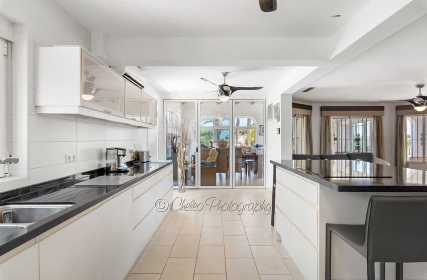 4 sypialnia Willa na sprzedaż w Catral z basenem - 565 000 € (Ref: 9095771)