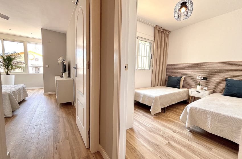 3 slaapkamer Huis te koop in Playa Flamenca met zwembad - € 288.000 (Ref: 9112844)