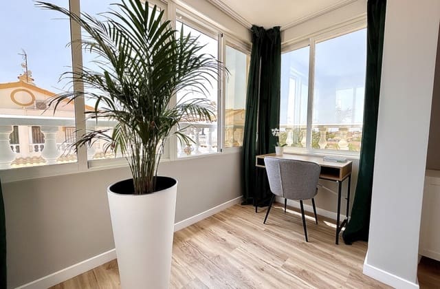 3 soveværelse Byhus til salg i Los Altos med swimmingpool - € 277.900 (Ref: 9112844)