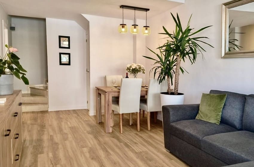 3 soveværelse Byhus til salg i Los Altos med swimmingpool - € 277.900 (Ref: 9112844)