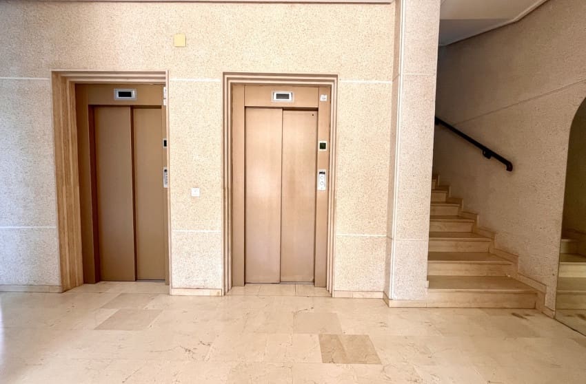 3 sypialnia Penthouse na sprzedaż w Dehesa de Campoamor z basenem - 239 000 € (Ref: 9156215)