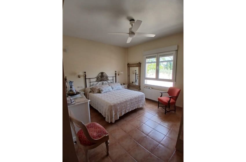 5 soveværelse Villa til salg i Yecla med swimmingpool garage - € 360.000 (Ref: 9228227)