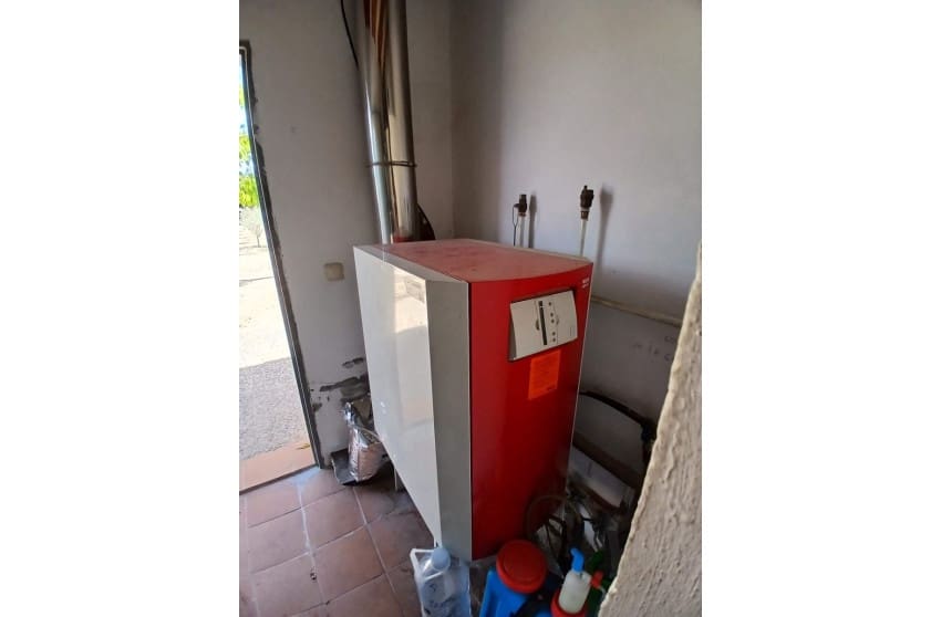 5 soveværelse Villa til salg i Yecla med swimmingpool garage - € 360.000 (Ref: 9228227)