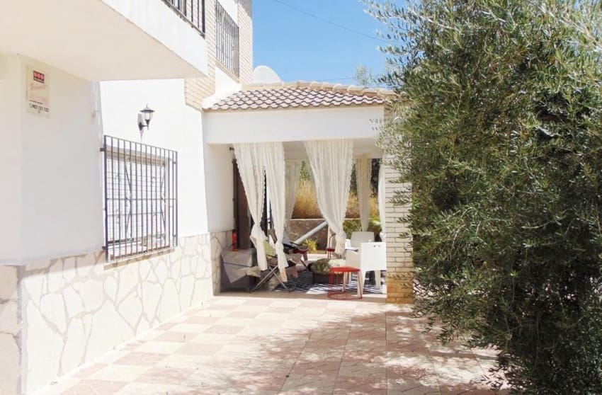 4 chambre Villa/Maison à vendre à Fortuna avec piscine garage - 229 995 € (Ref: 9228230)