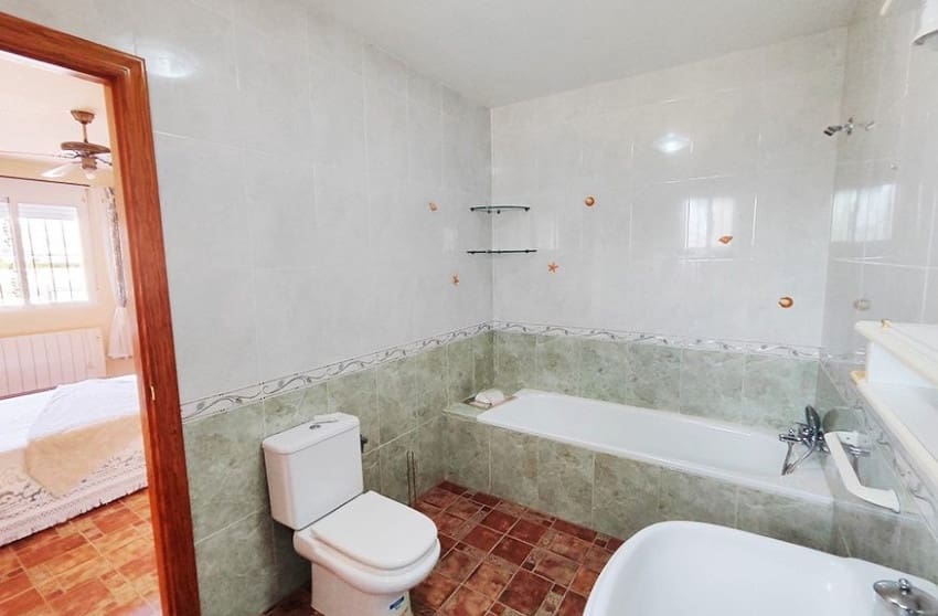 3 chambre Villa/Maison à vendre à Fortuna avec garage - 245 000 € (Ref: 9228240)