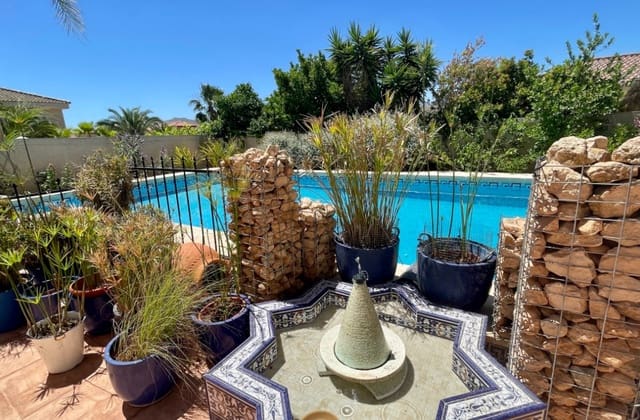 4 chambre Villa/Maison à vendre à Hondón de las Nieves avec piscine - 389 950 € (Ref: 9249341)