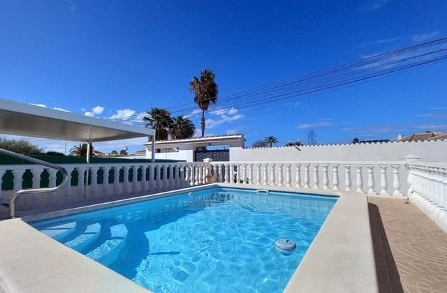 3 camera da letto Casa in vendita in El Chaparral, Torrevieja con piscina - 339.000 € (Rif: 9249344)